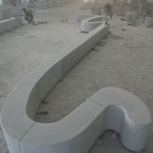 大连 花岗岩整石坐凳拼装