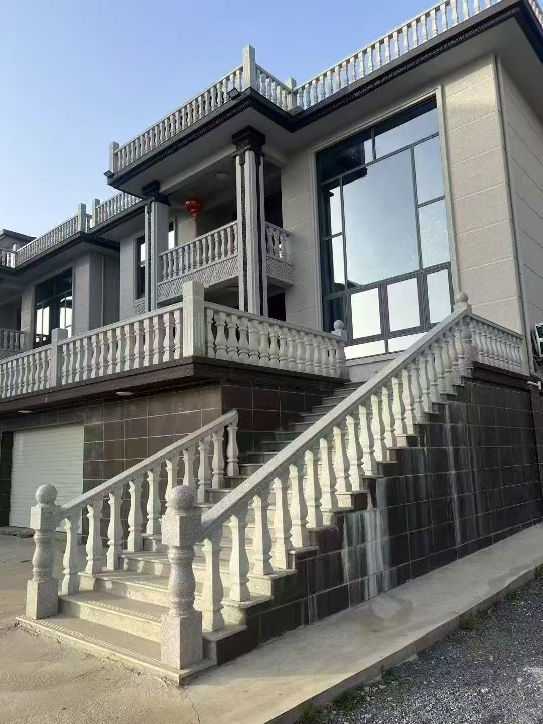 大连 芝麻白别墅阳台栏杆，楼梯栏杆