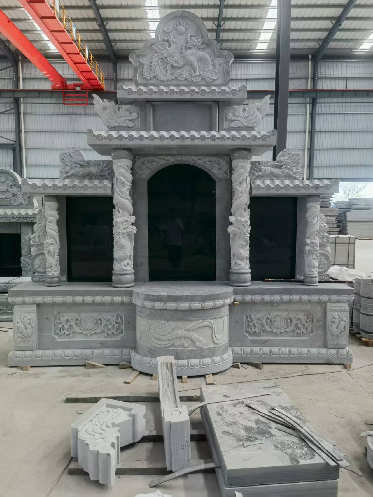 大连 芝麻灰高档墓碑，土墓，可定制