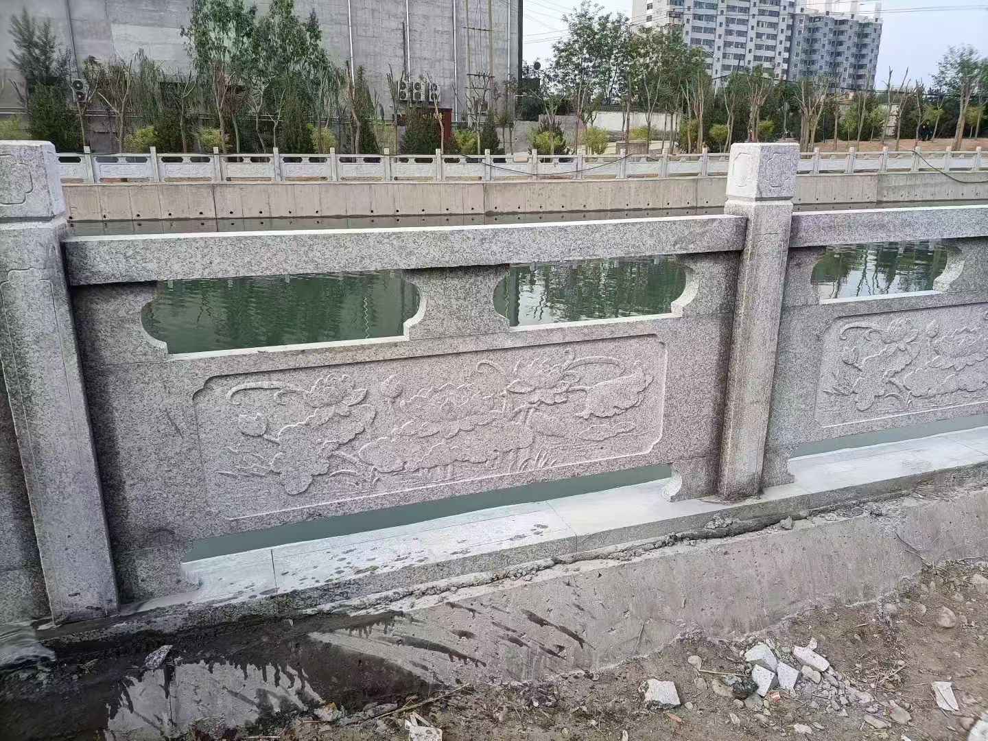 大连 芙蓉白大花桥梁、河道，石材栏杆、围栏、护栏